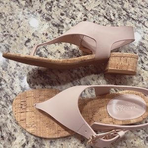 Michael Kors London Leather Thong Sandal size 6.5 - Soft Pink